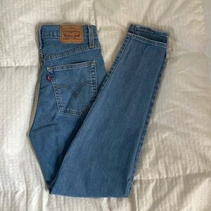 Size 26 Levi High Waisted Jeans